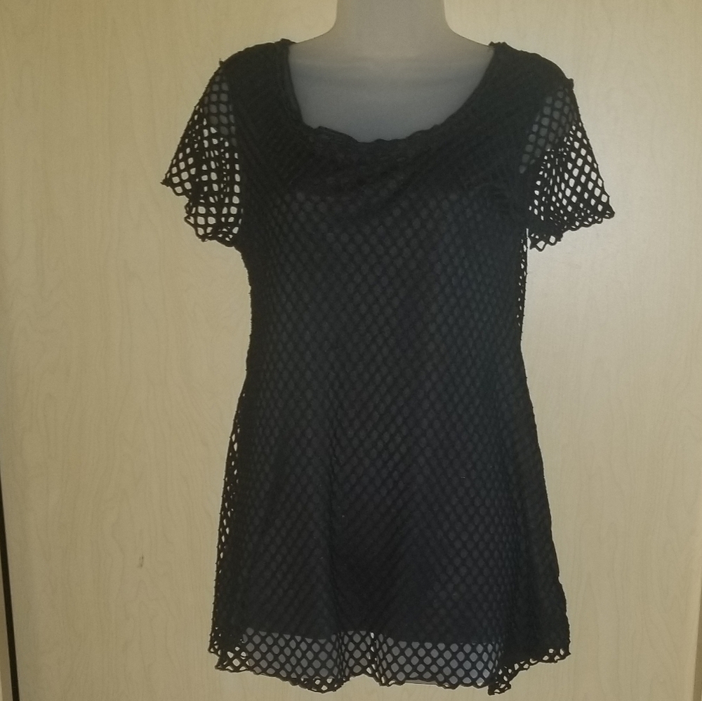 Euca-Line Tunic